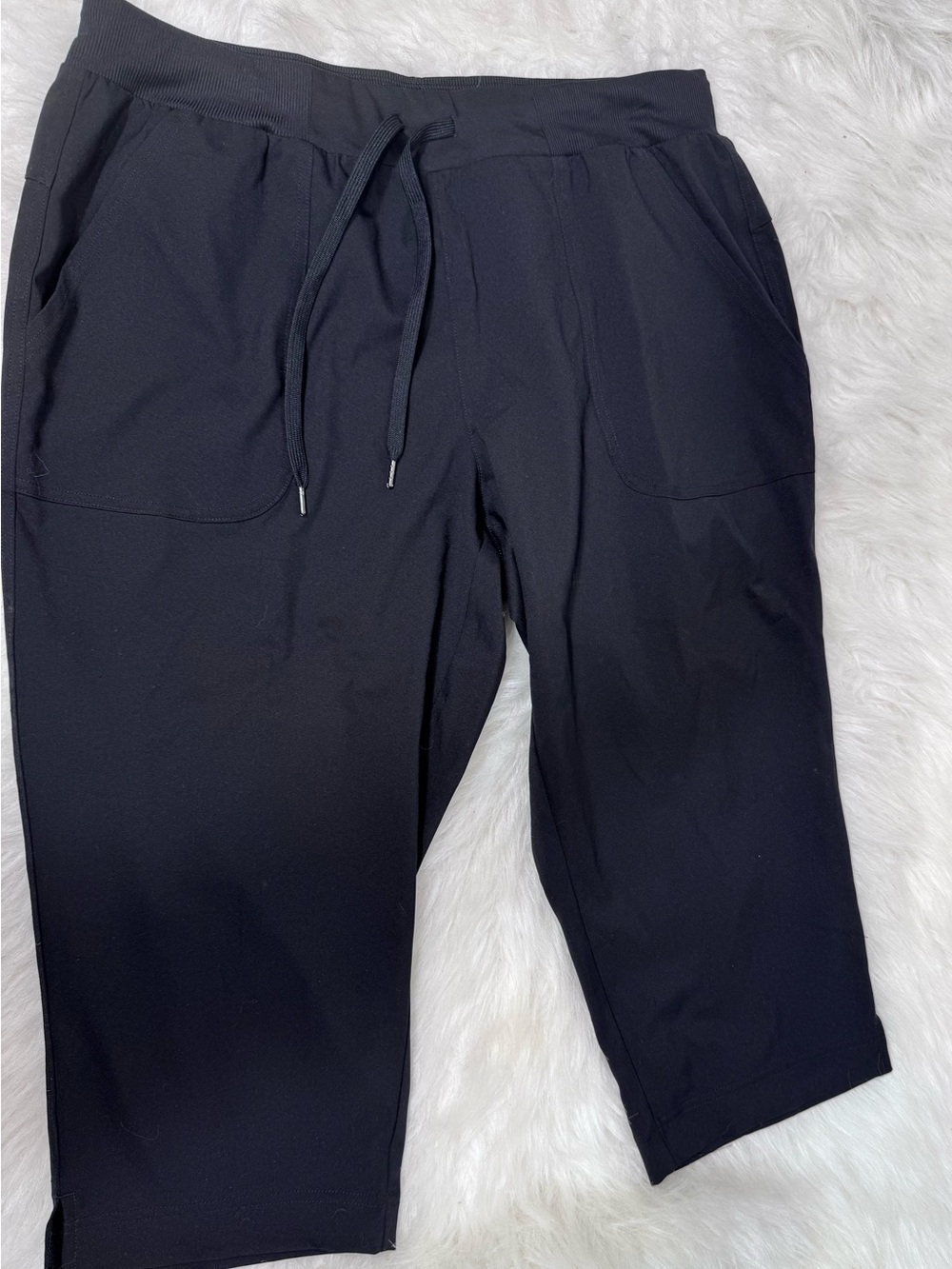 St. John's Bay Black Drawstring capris